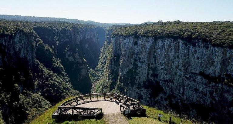 Cabanas Brisa Dos Canyons Камбара Экстерьер фото